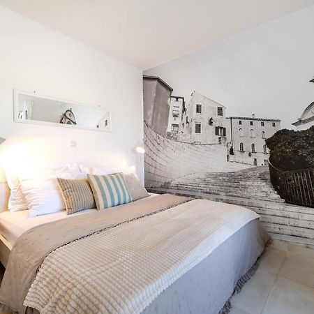Ojra New Apartment With Seaview Šibenik Kültér fotó