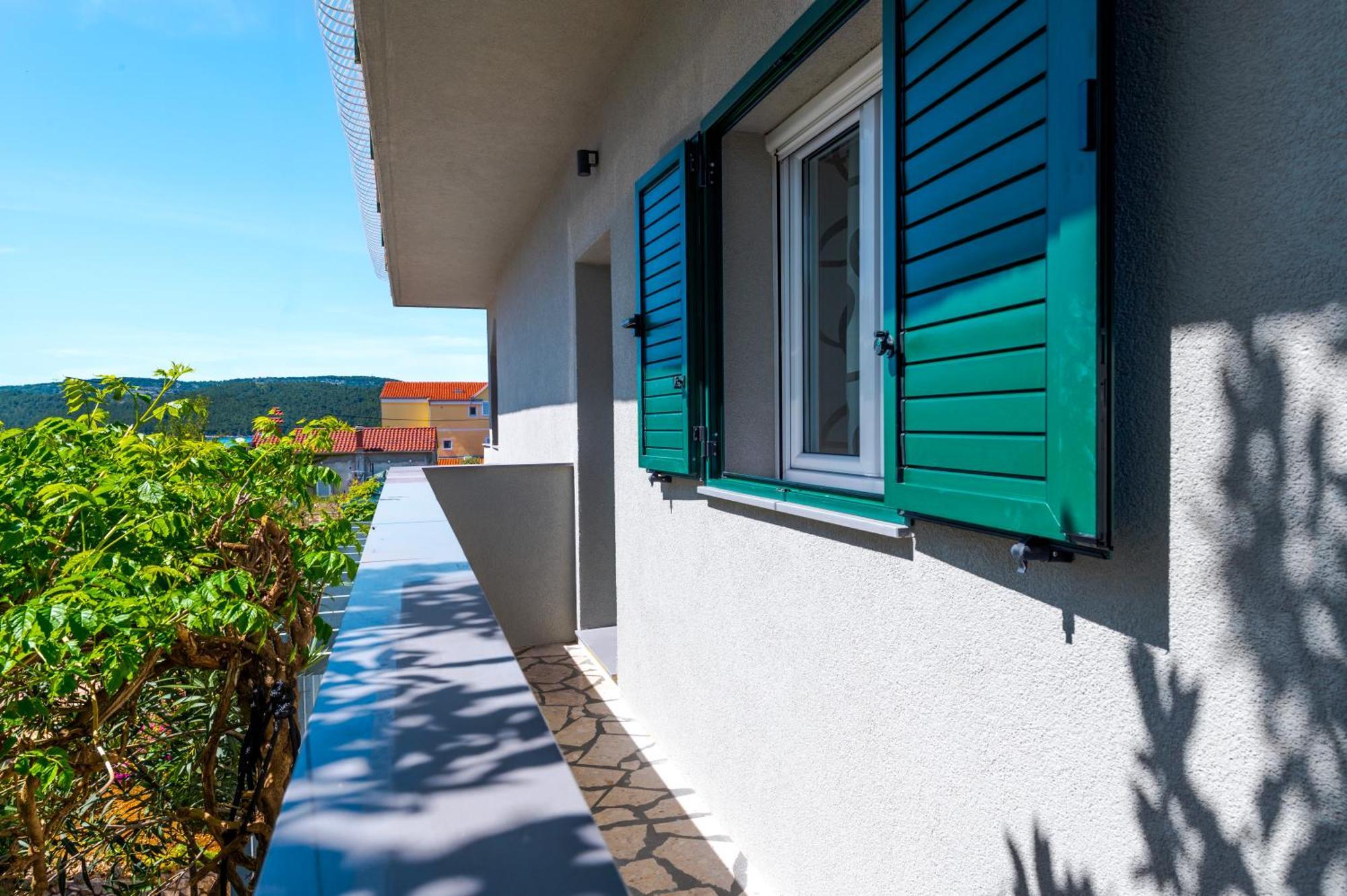 Ojra New Apartment With Seaview Šibenik Kültér fotó