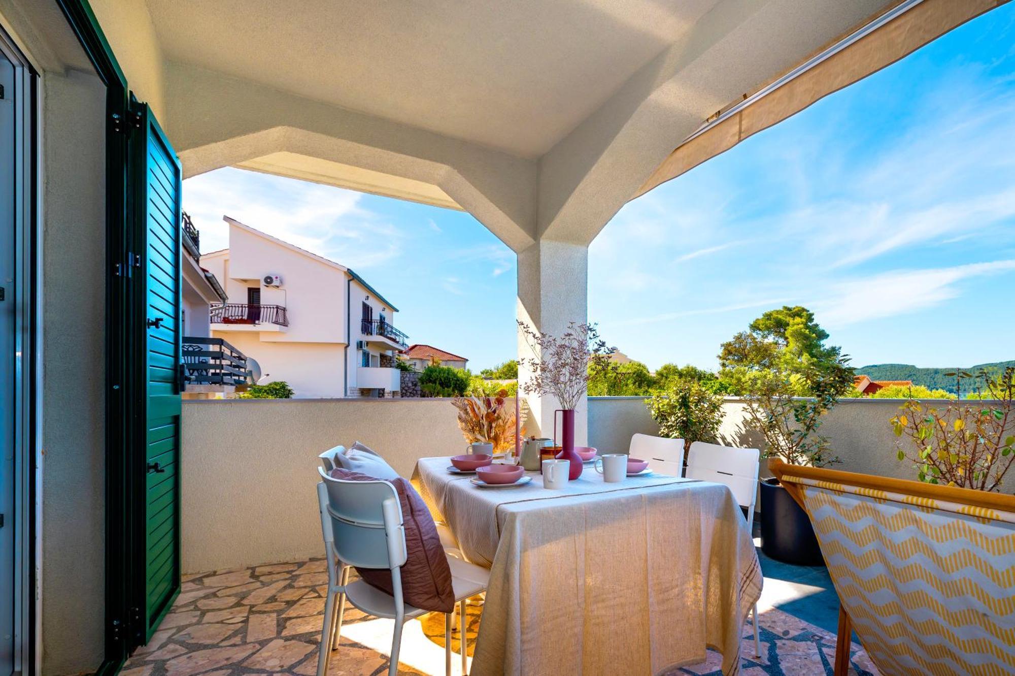 Ojra New Apartment With Seaview Šibenik Kültér fotó