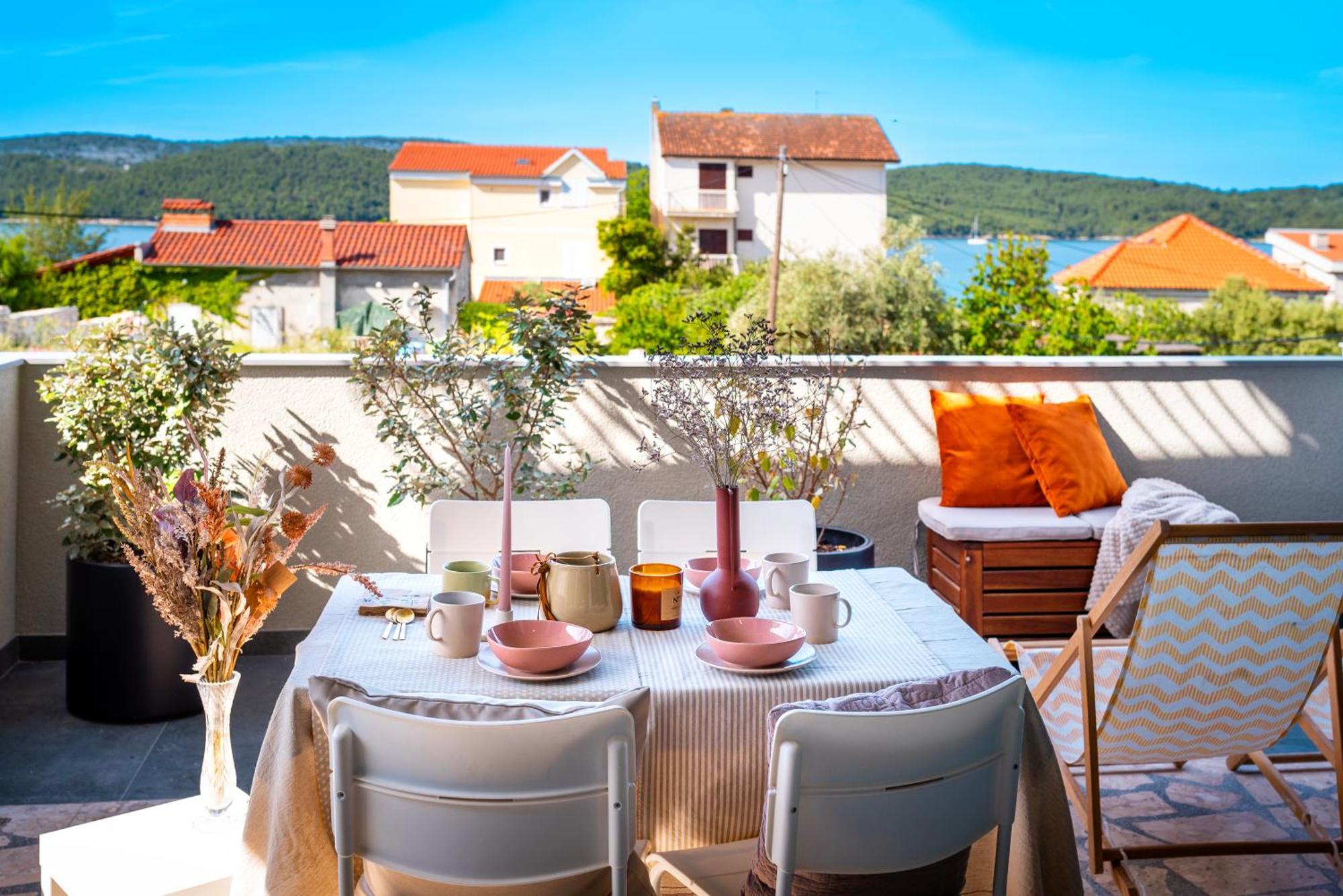 Ojra New Apartment With Seaview Šibenik Kültér fotó